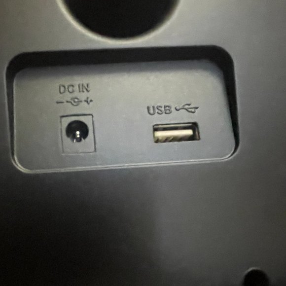 SiriusXM Sound Station Radio GDI-SXTTR1 - Picture 5 of 5